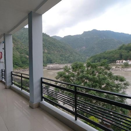 H7 Stay On The Ganges, Yoga & Spa Resort, Rishīkesh Dış mekan fotoğraf
