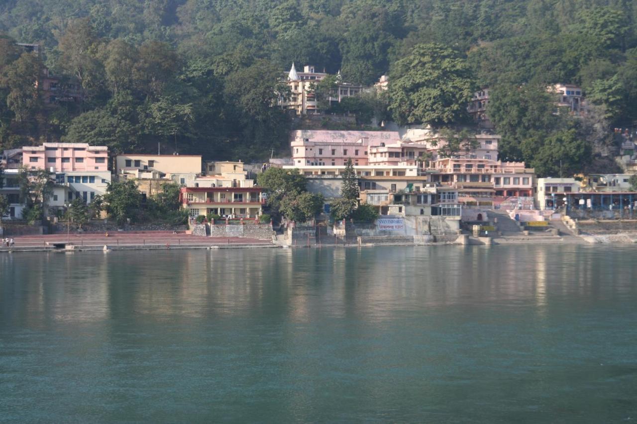 H7 Stay On The Ganges, Yoga & Spa Resort, Rishīkesh Dış mekan fotoğraf