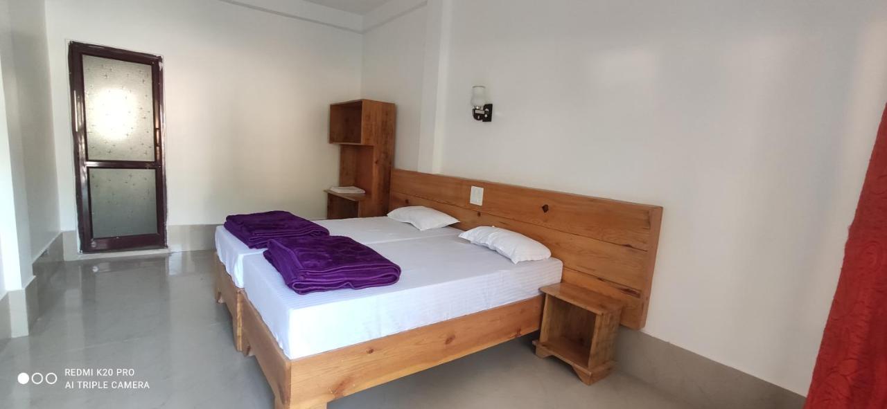 H7 Stay On The Ganges, Yoga & Spa Resort, Rishīkesh Dış mekan fotoğraf