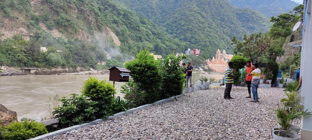 H7 Stay On The Ganges, Yoga & Spa Resort, Rishīkesh Dış mekan fotoğraf