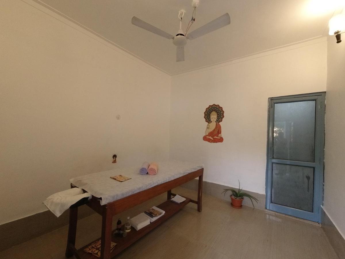 H7 Stay On The Ganges, Yoga & Spa Resort, Rishīkesh Dış mekan fotoğraf