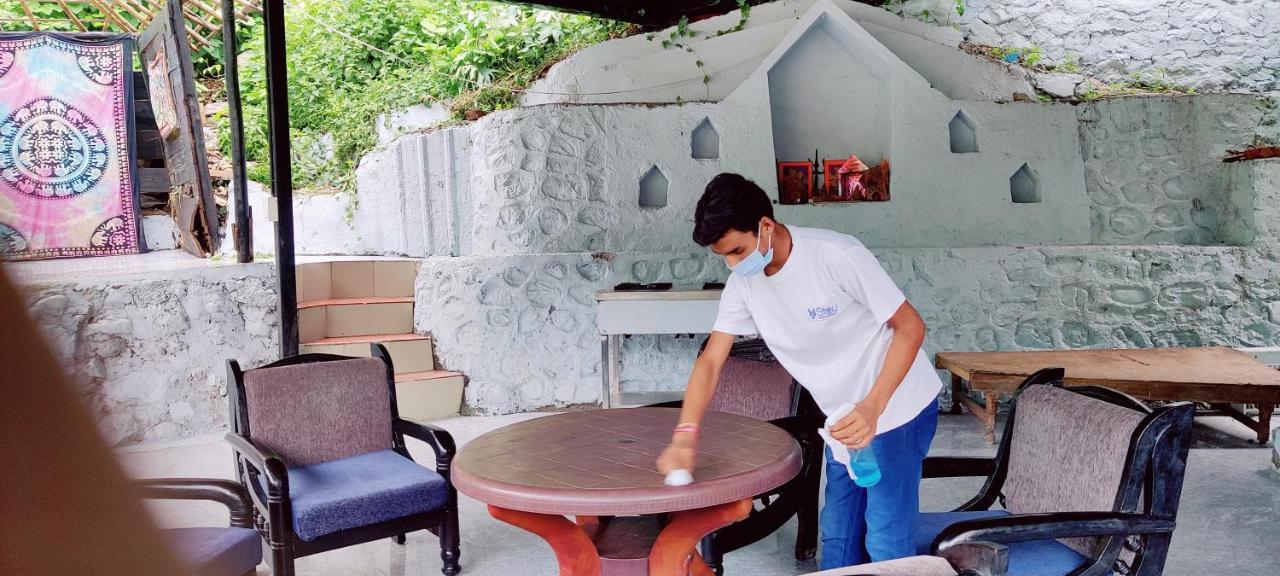 H7 Stay On The Ganges, Yoga & Spa Resort, Rishīkesh Dış mekan fotoğraf